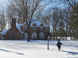 9 Greenbriar Cv, Jackson, TN 38305