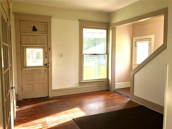 5th image of 511 E Nezpique St