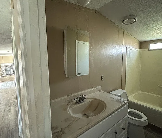 605 N 20th St #91 — Photo 4