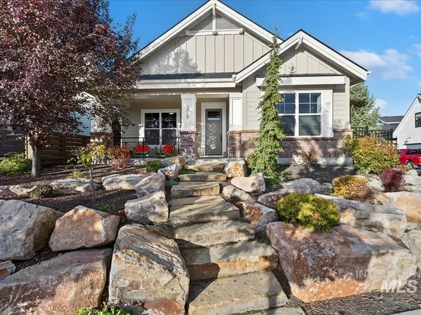 3949 W Hidden Springs Dr, Boise, ID 83714