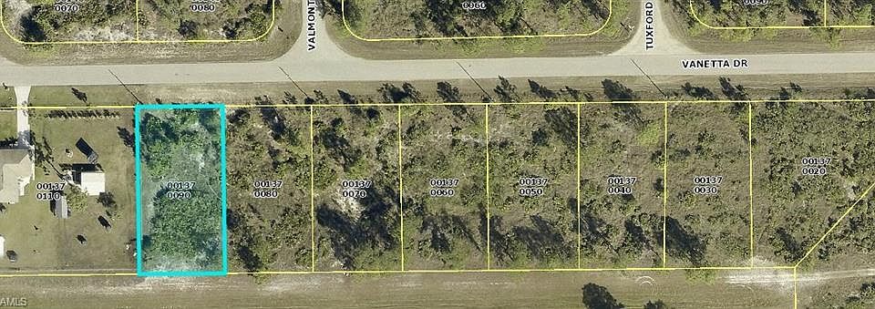 1st image of 415 Vanetta Dr