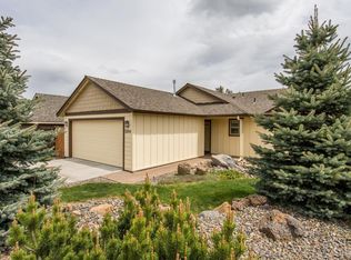 3204 NE Spring Creek Pl, Bend, OR 97701