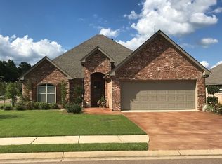 201 Barrington Cv, Florence, MS 39073