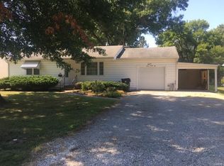 1625 Foster Dr, Belleville, IL