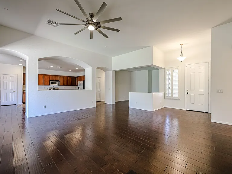 445 W Seagull Dr — Photo 6
