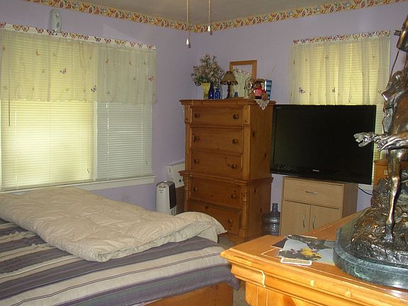 1 of 4 bedrooms