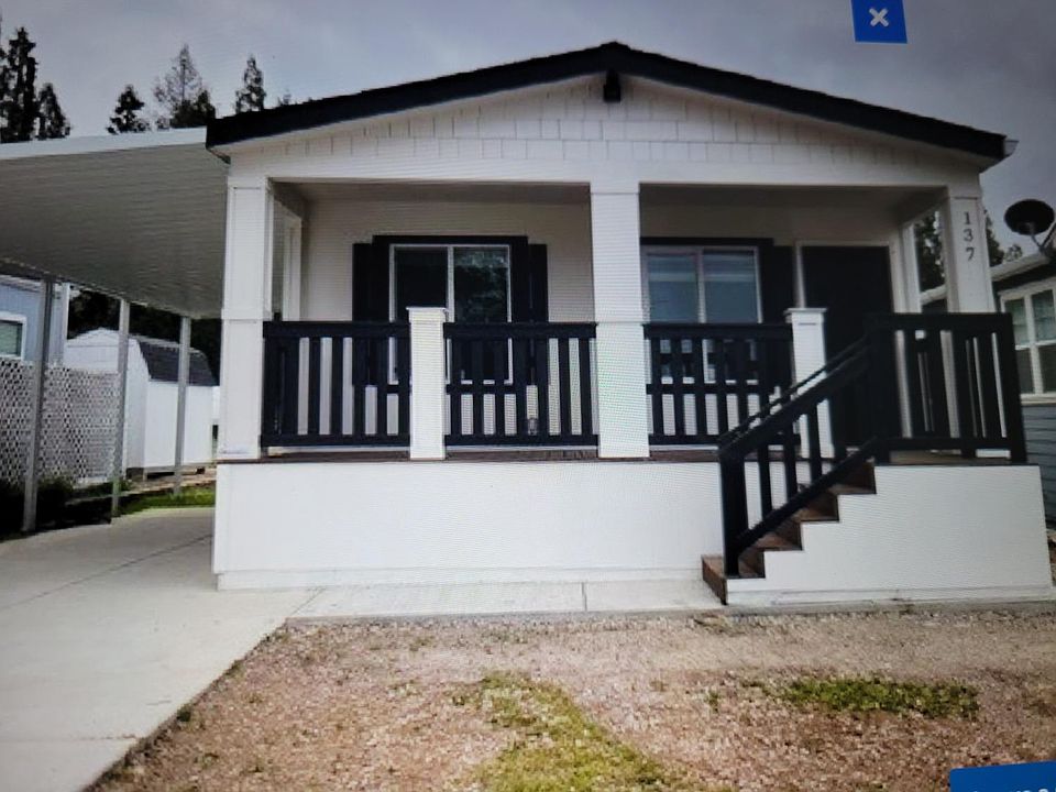1st image of 137 Primrose Ave