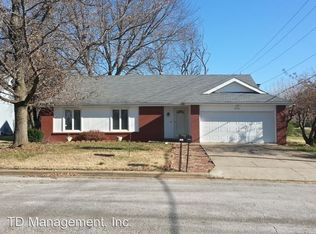 3568 S Dollison Ave, Springfield, MO 65807
