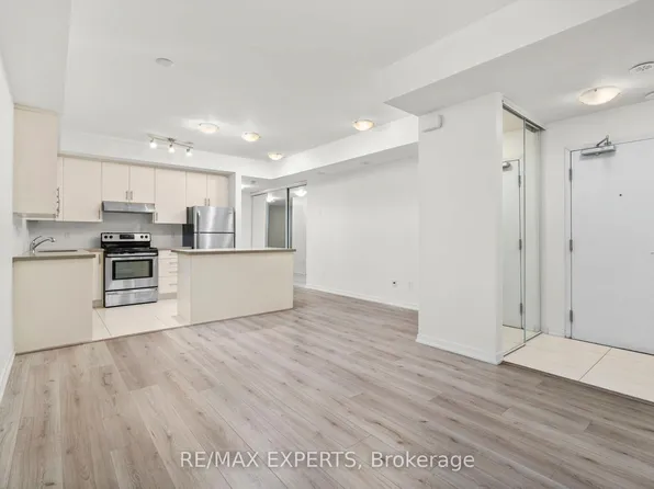 26 Bruce St #A04, Vaughan, ON L4L 0H4