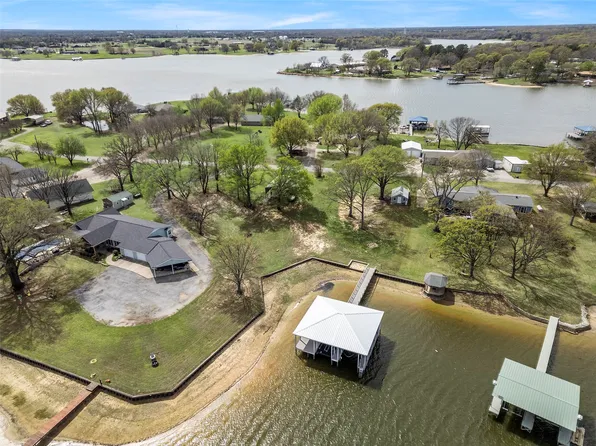 2109 Beavers Point, Bonham, TX 75418
