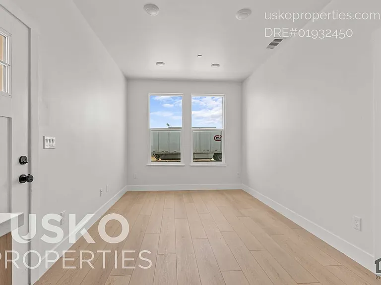 4843 Chippendale Dr #A — Photo 3
