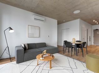 851 W Blackhawk St #ID1243854P, Chicago, IL 60642