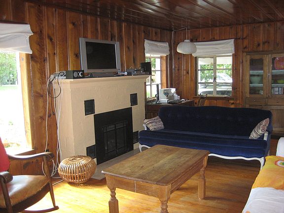 4th image of 1742 N Woodland Ave