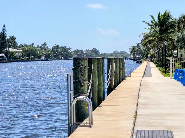 21 Colonial Club Drive #202, Boynton Beach, FL 33435