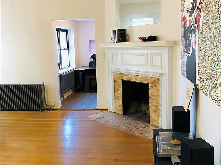 295 Summer St #5 — Photo 4