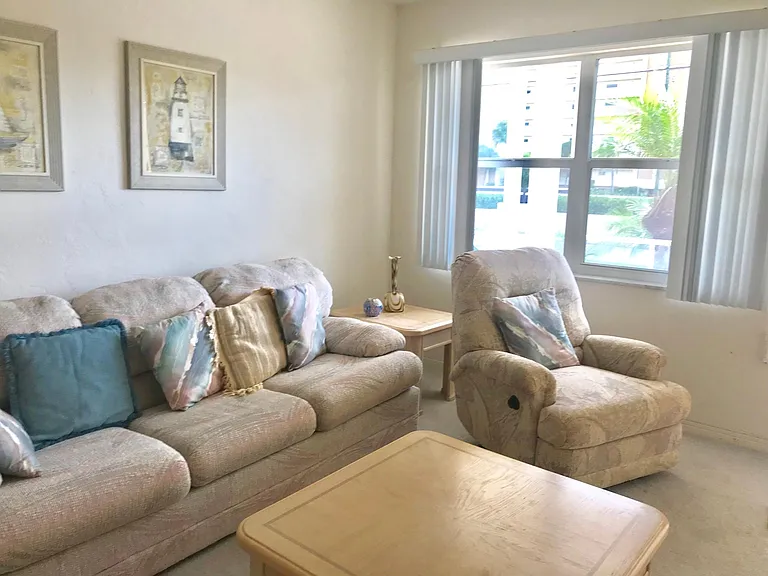 4565 Duhme Rd #209 — Photo 31