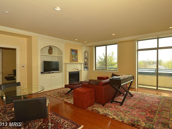 3rd image of 1450 Emerson Ave APT 415