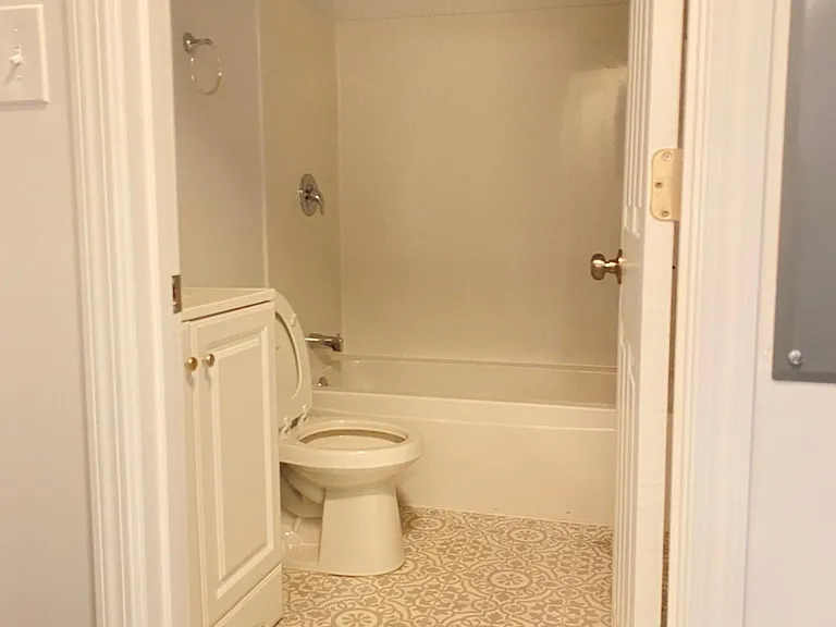 170 Waters Edge Dr #102 — Photo 7