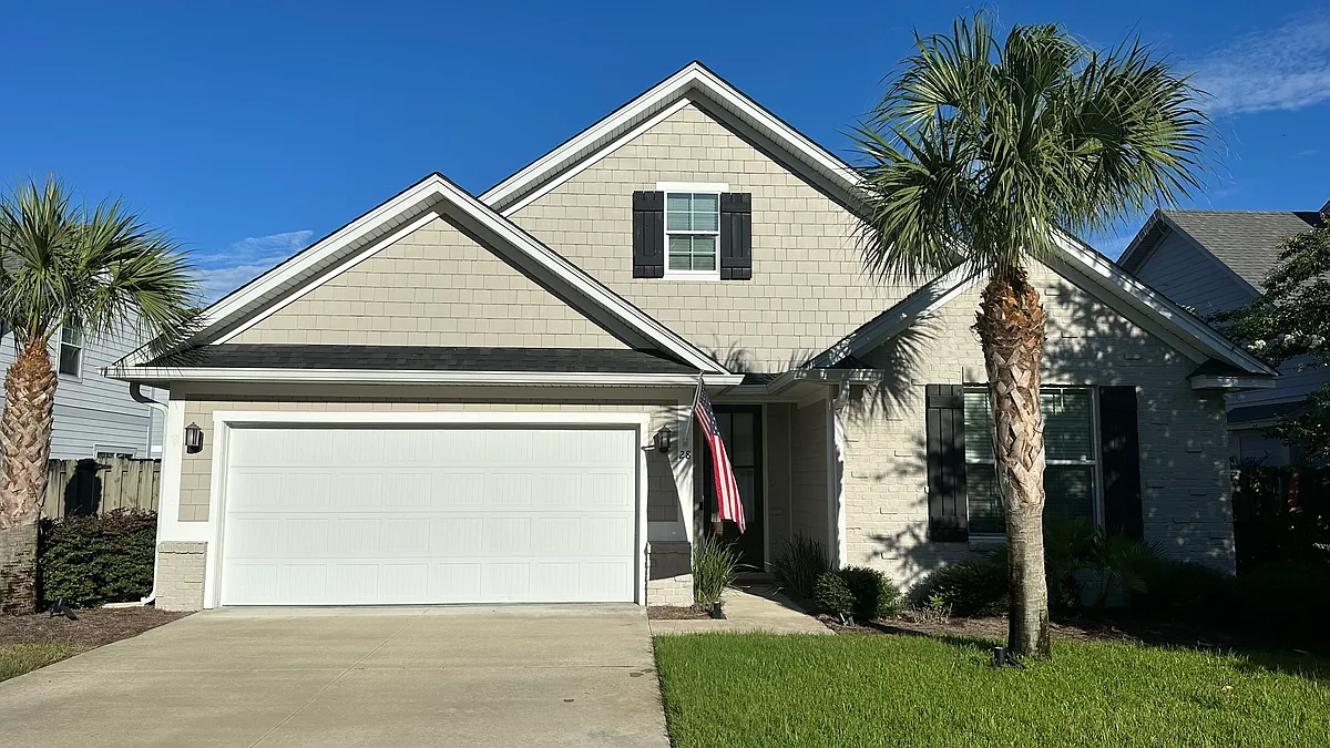 Single-story home in a quiet, well-maintained neighborhood - 28 Tabby Place Ln