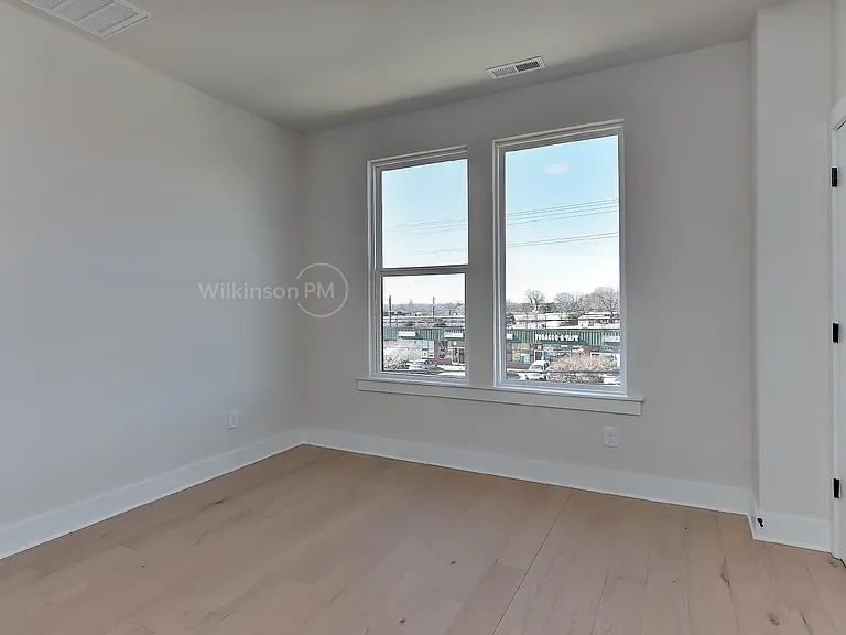 2204 Northend Dr — Photo 19