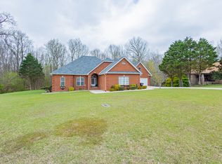 306 Hillcrest Dr, Tullahoma, TN 37388