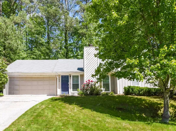 153 Drury Ln NE, Kennesaw, GA 30144