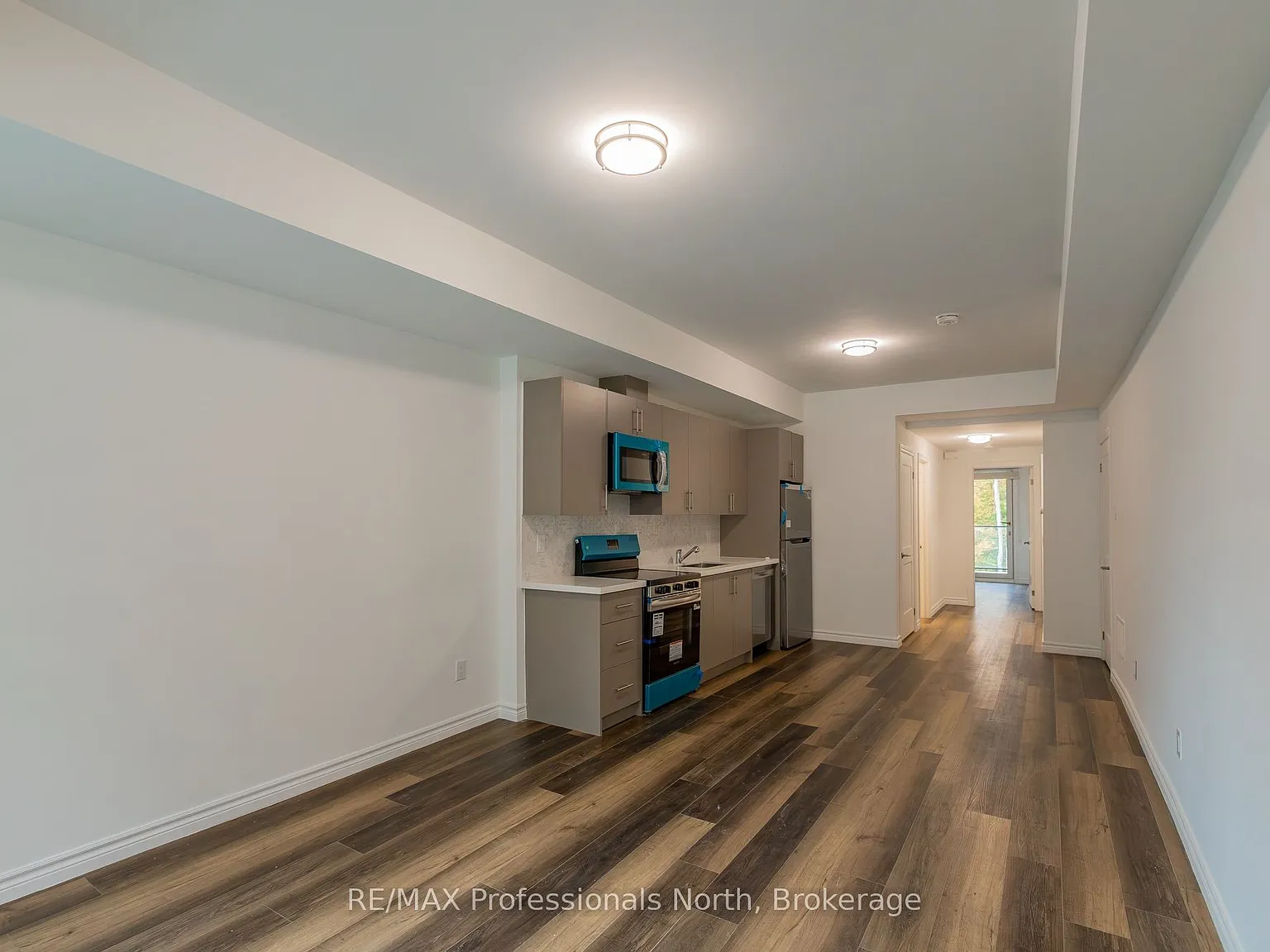 2 bed, $2,850 — Photo 4