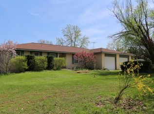 5315 E Spiva Crossing Rd, Hallsville, MO 65255