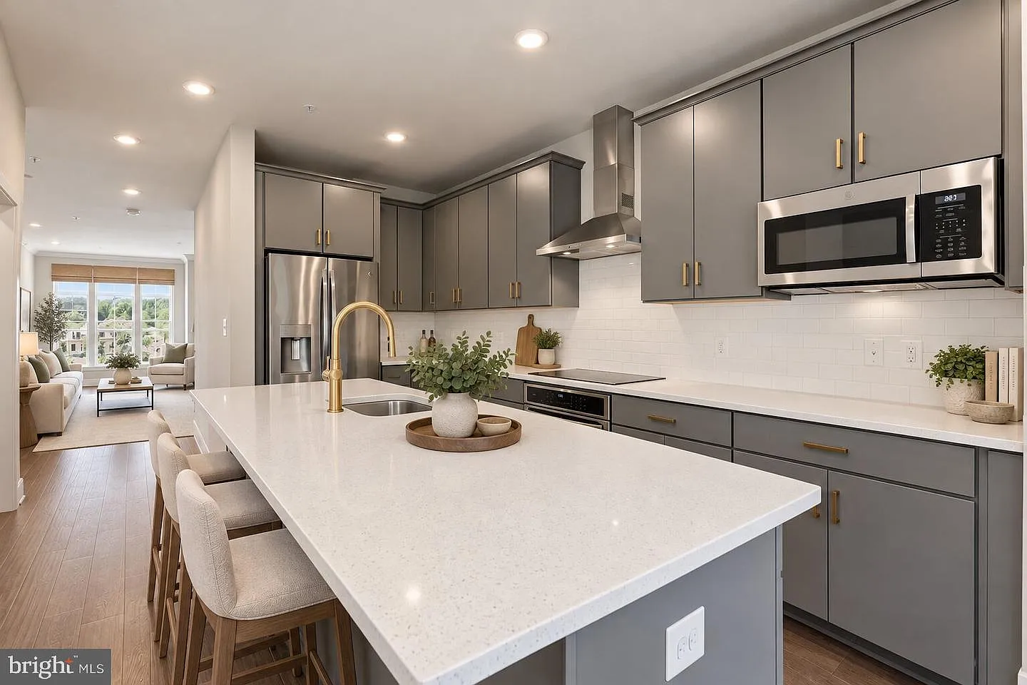 2 bed, 2.5 bath, 1825 sqft, $3,750 — Photo 4