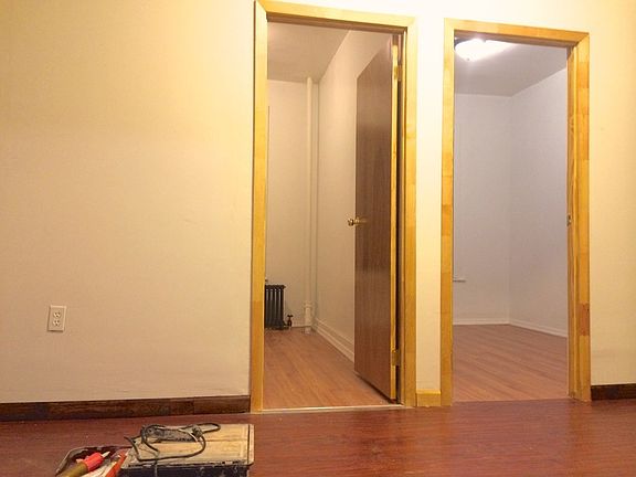 3rd image of 195 Madison St APT 2