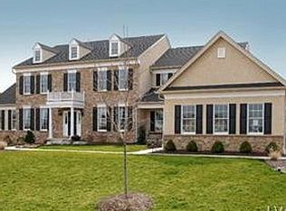 4507 Briarwood Dr, Nazareth, PA 18064