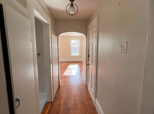 143 Pleasant St, Woburn, MA 01801