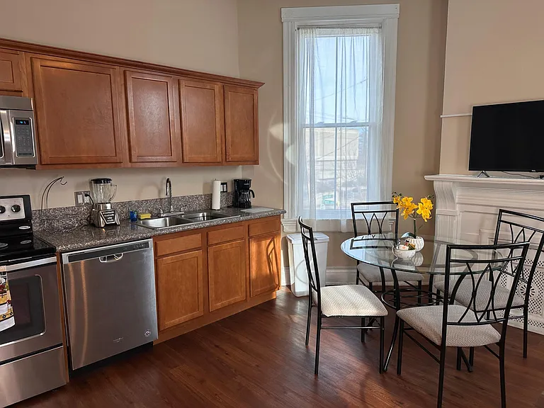 159 E McMillan St #2 — Photo 14