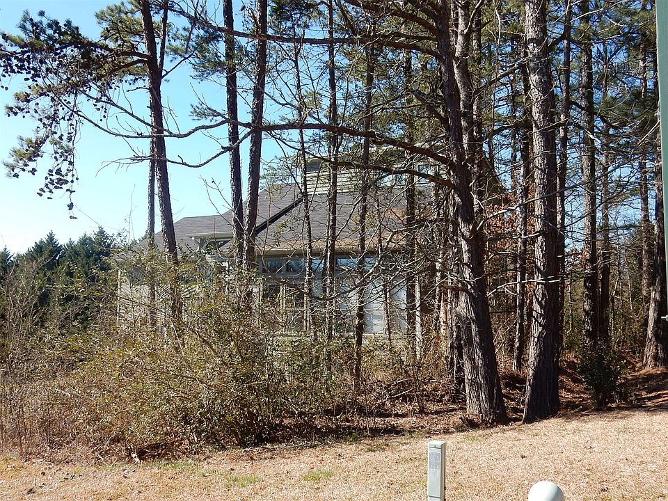 2nd image of 2697 Forest Way