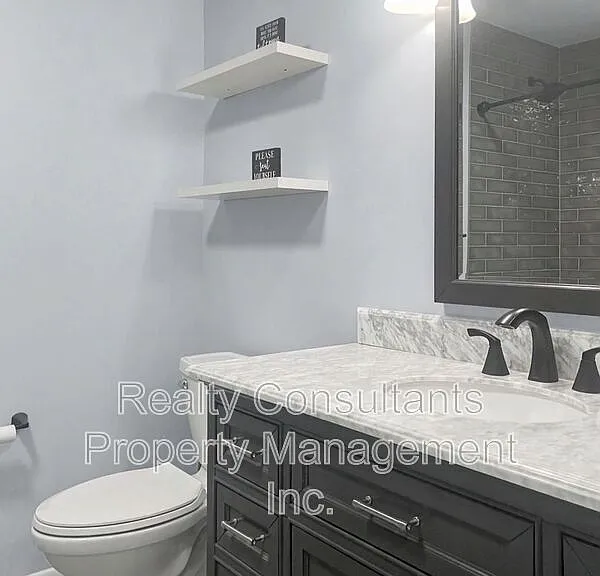 3222 S Elm Eugene St — Photo 19