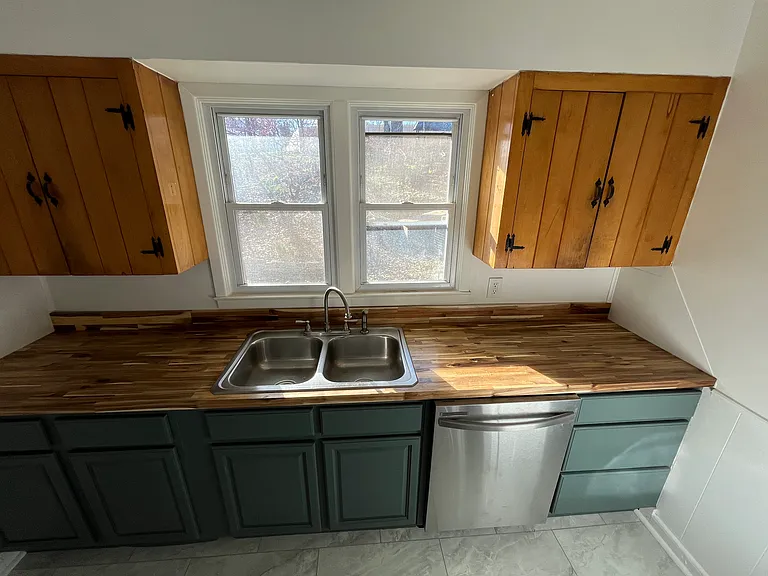 2911 Davis St — Photo 12