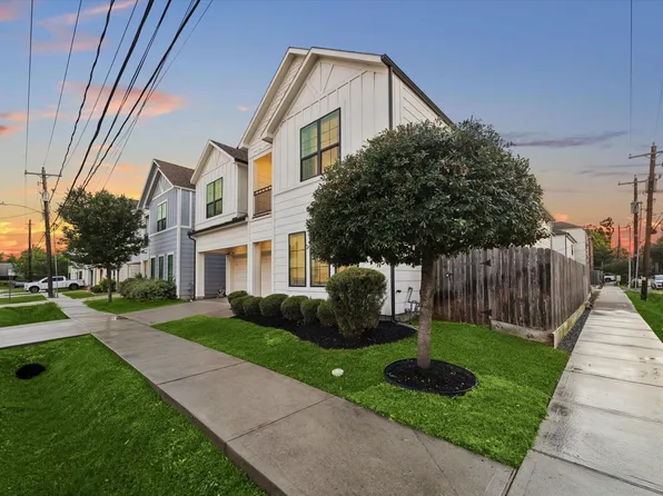 2313 Langston St, Houston, TX 77007