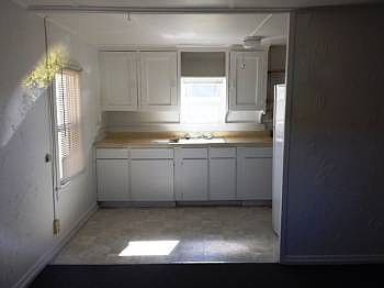 2nd image of 723 NE Madrone St