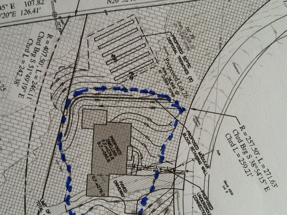 2nd image of Circle Ave