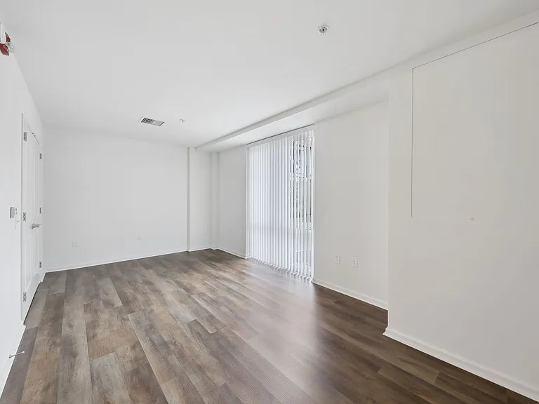 1565 Harbor Blvd #3406 — Photo 14