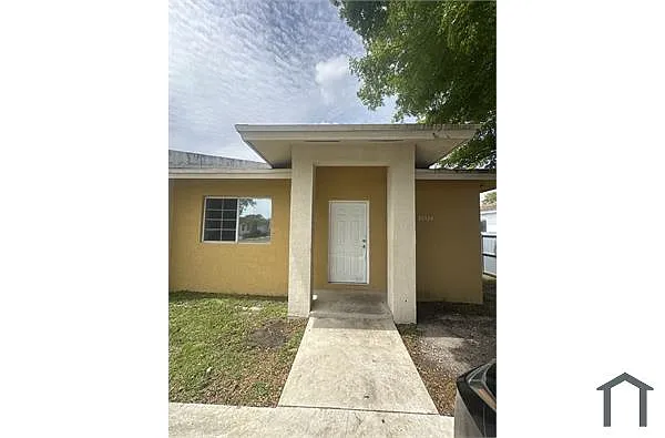 Building Photo - 26524 SW 138th Ave