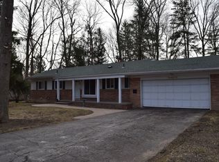 28519 Green Willow St, Farmington Hills, MI 48331