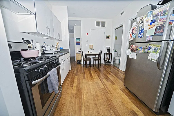 Rented by Level Group | media 26