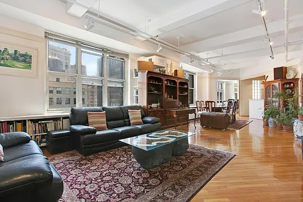 Sold by Corcoran | media 14