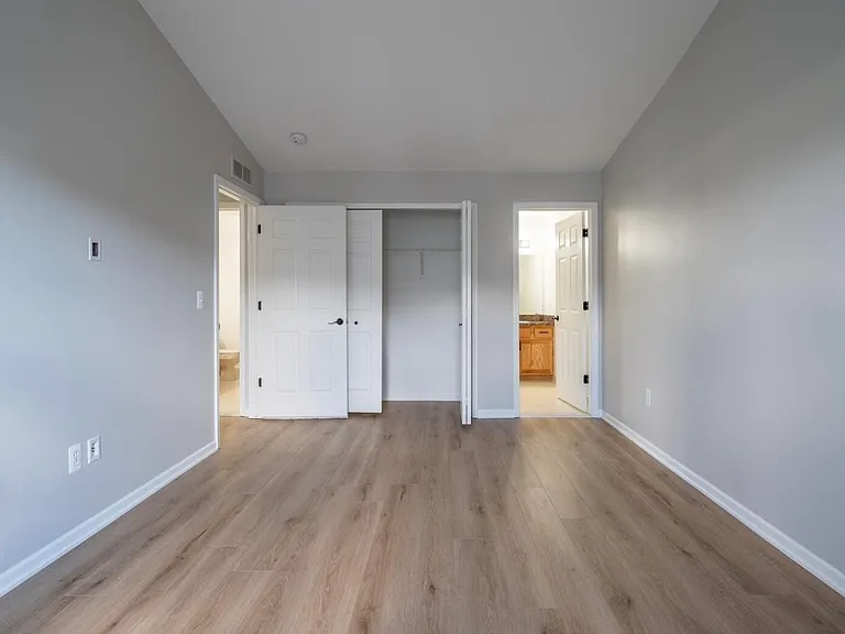 15357 Yale Dr — Photo 5