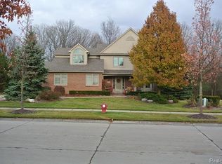 22552 Havergale St, Novi, MI 48374
