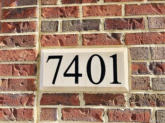 2nd image of 7401 Gateway Dr #1