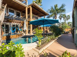 27 Harbour Dr, Houston, TX 77058