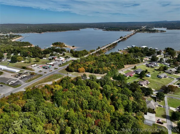 5 Stephens Rd, Eufaula, OK 74432