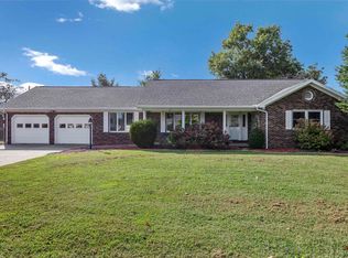 203 S Willard St, Fort Branch, IN 47648